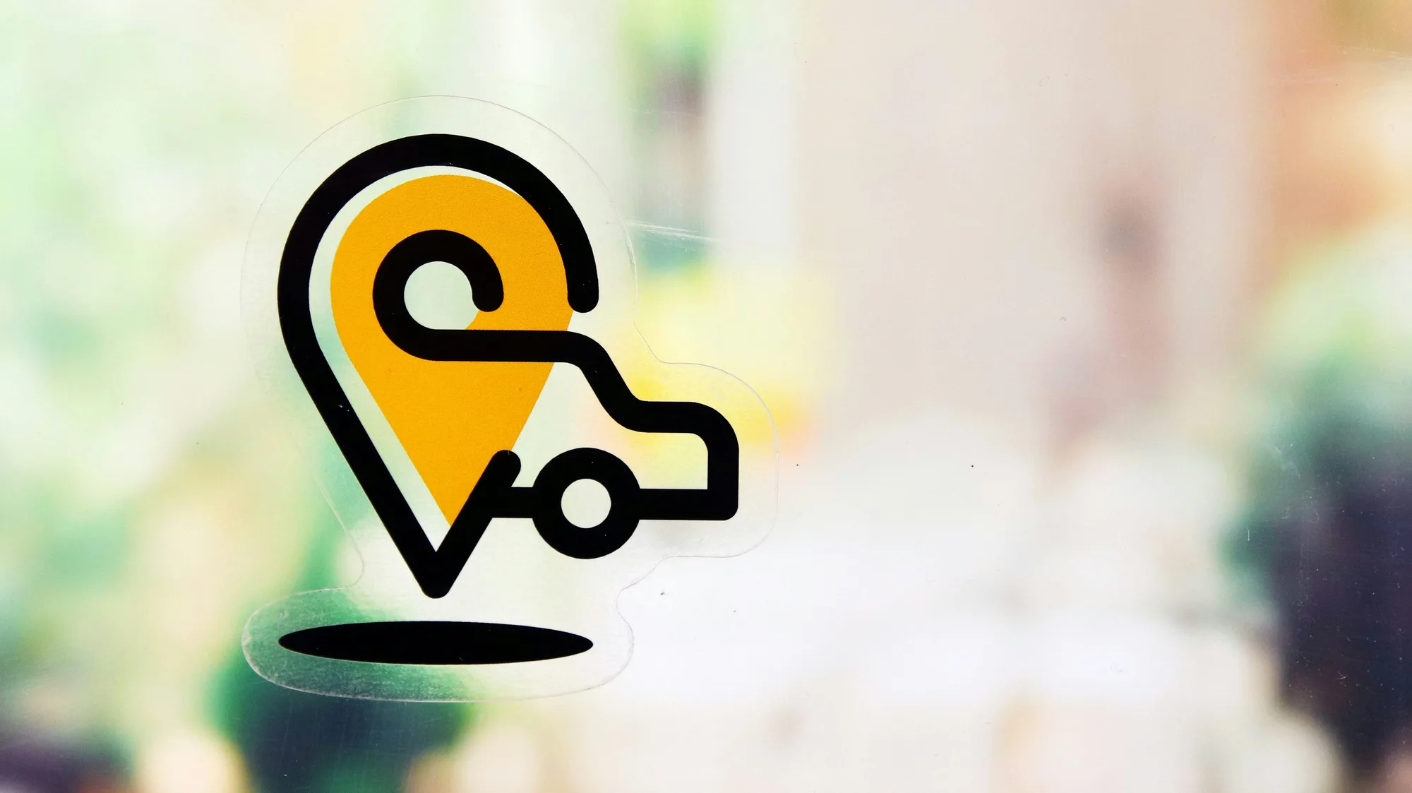 Ilustrasi penanda lokasi GPS dan kendaraan